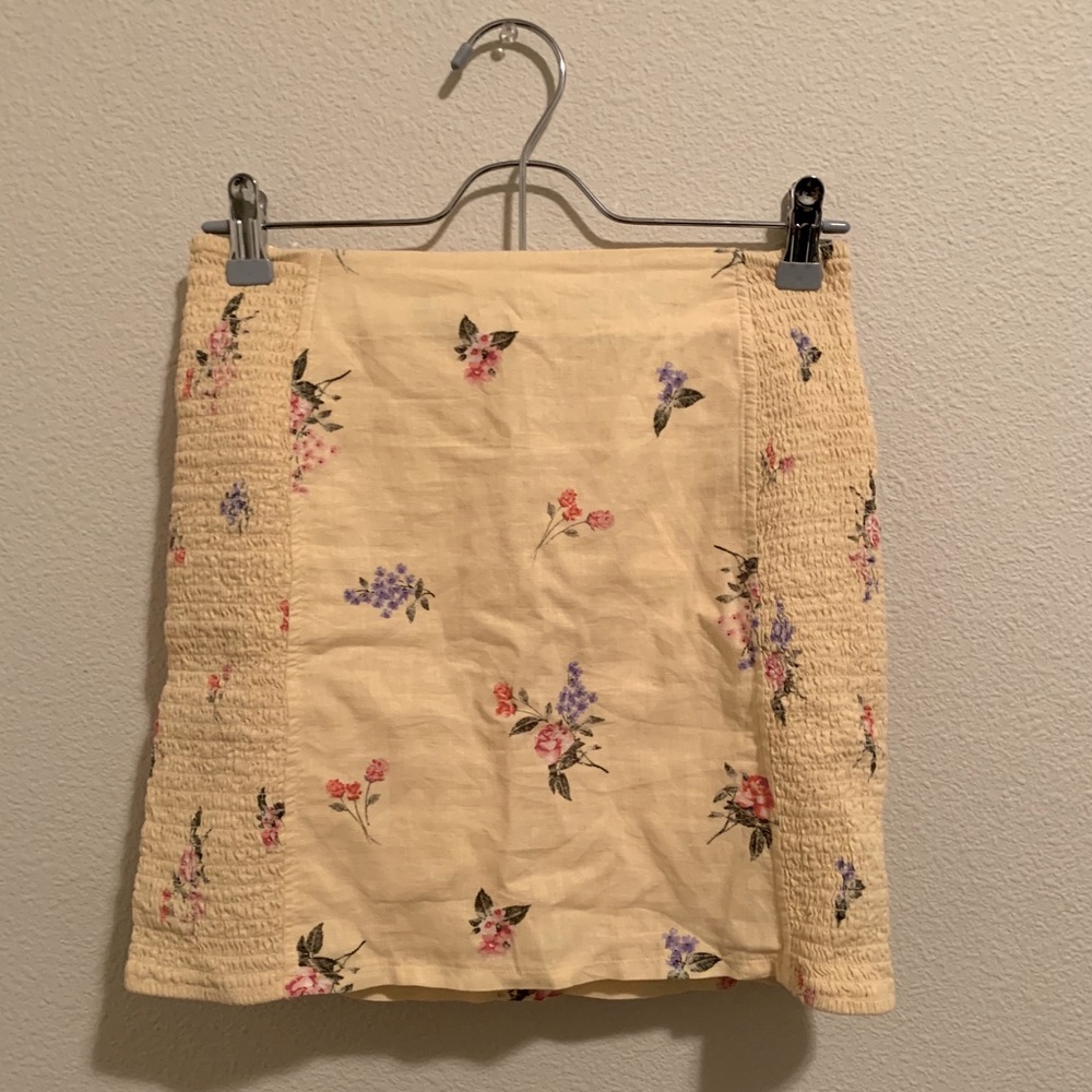 Forever 21 yellow floral skirt